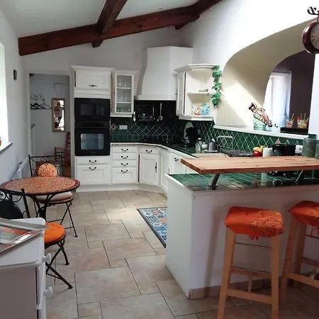 Apartment Chateau Winery La Batisse Le Minervois